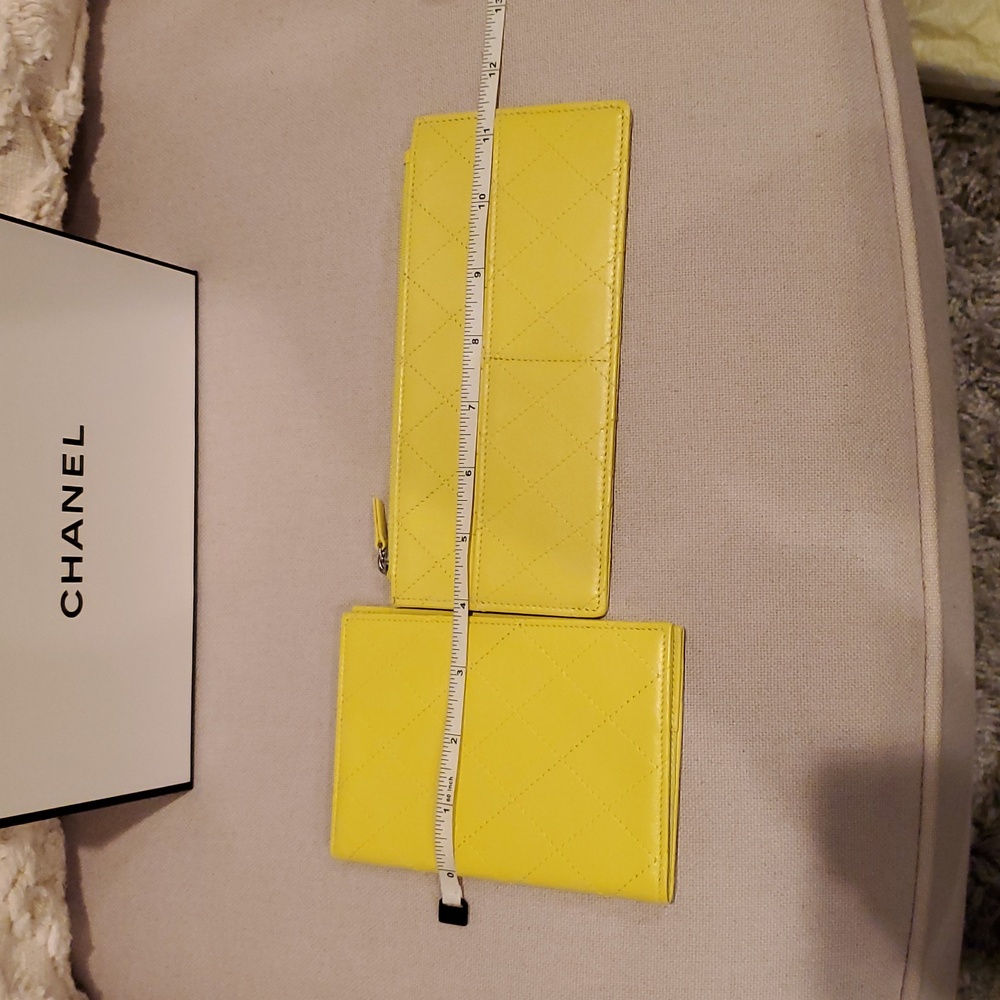Chanel Yellow Quilted Wallet Set (2 pieces for sale) - Picture 15 of 17